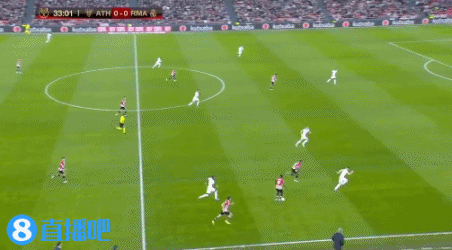 英博官方：现针对部分三层看台开启二轮售票，今日19：00开票